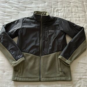 Boys Columbia fleece jacket